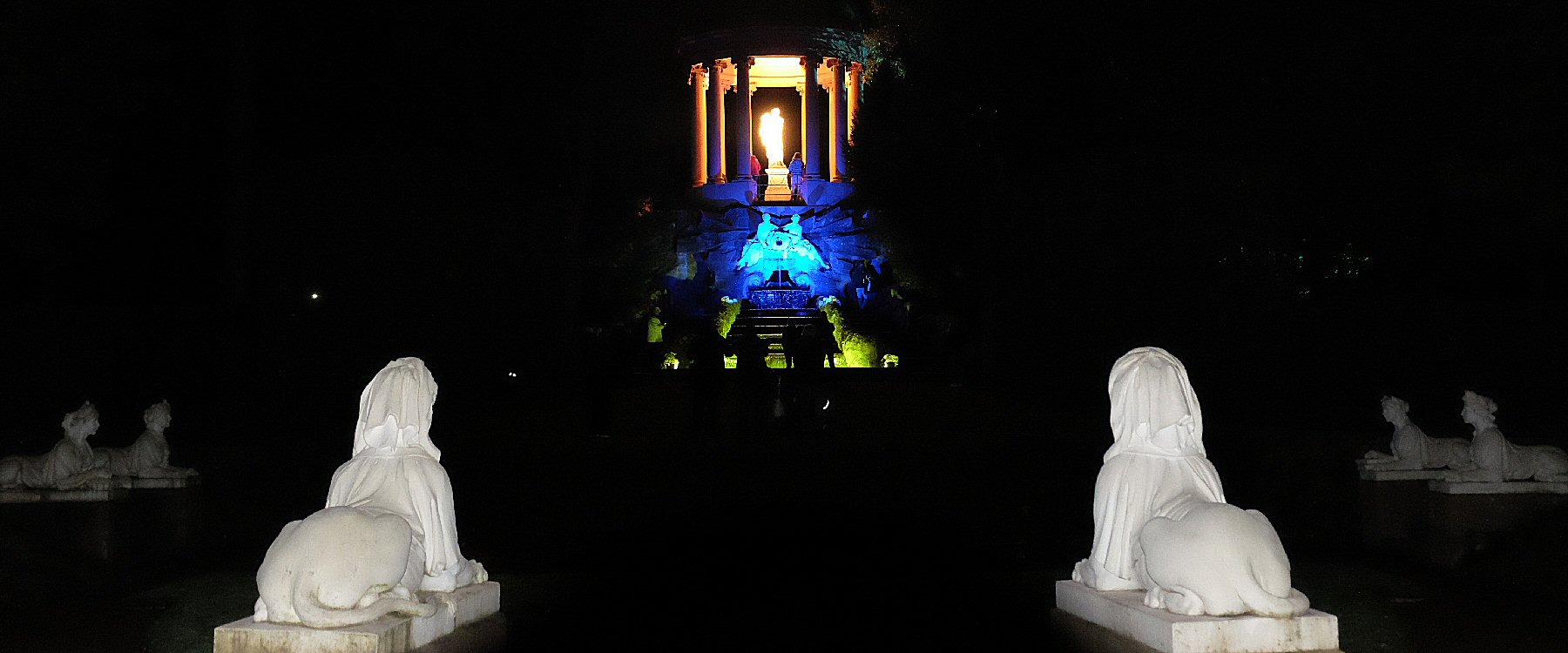 Schwetzinger Schlossgarten Nacht