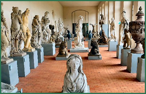  Lapidarium