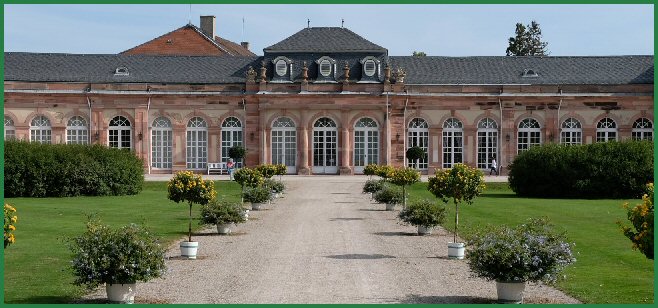 Zirkelgebäude